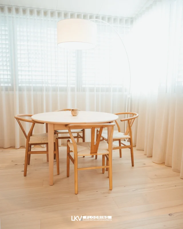 Elk Falls Hickory by LKV Flooring showcases genuine North American Appalachian Hickory—renowned for its strength, durability, and timeless natural beauty. Perfect for busy homes, it combines toughness with elegant grain detail for lasting style.

Brand: Preference Floors
Colour: Rosted Vanilla
Size: 1900 x 189 x 14/2mm
Janka Hardness scale 9.5kN

#LKVFlooring #HickoryFloors #TimberFlooring #InteriorDesign #BrisbaneHomes